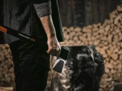 Fiskars X25 Kloofbijl - XL - 720mm - 122483 12 Fiskars X25 Kloofbijl - XL - 720mm - 122483 -Hulpmiddelen Voor Thuis 25bf720a32638d048b79bbdb1b7dd6c0