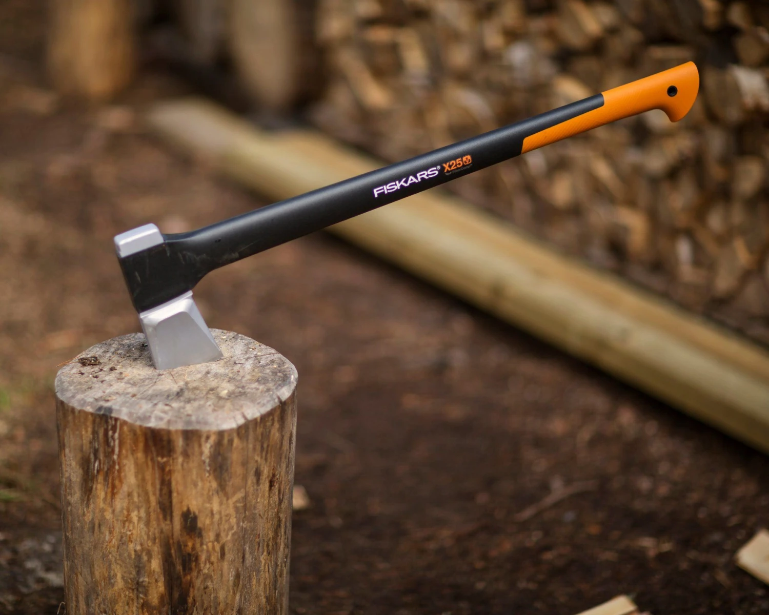 Fiskars X25 Kloofbijl - XL - 720mm - 122483 7 Fiskars X25 Kloofbijl - XL - 720mm - 122483 - Afbeelding 7