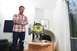 Ryobi RRT1600-K Freesmachine - 1600W 7 Ryobi RRT1600-K Freesmachine - 1600W -Hulpmiddelen Voor Thuis 6b4b8c88b36bfaea4d05064085baa78a