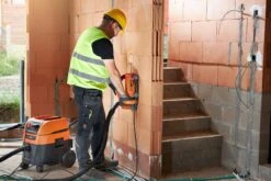 Spit D90 Sleuvenzaagmachine Set In Koffer - 2500W -150 Mm - Incl. 2 Diamantschijven - 811245 10 Spit D90 Sleuvenzaagmachine Set In Koffer - 2500W -150 Mm - Incl. 2 Diamantschijven - 811245 -Hulpmiddelen Voor Thuis 6c19d1b80ee7473a662d3b1cbf30f54c 1