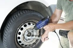 Weldy HG 330-S Heteluchtpistool Incl. 3 Mondstukken - 2000W -Hulpmiddelen Voor Thuis 7eb95460580a94f55e6479ec4bb40e75