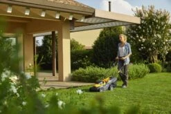 Stiga COLLECTOR 136e Kit Accu Grasmaaier Set (2x 2,0Ah) - 35L - 250m² -Hulpmiddelen Voor Thuis 855964f3afd281165cf2fbafc265d884