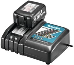 Makita DC18RC 14.4V - 18V Li-Ion Accu Snellader Met Actieve Koeling - 195584-2 10 Makita DC18RC 14.4V - 18V Li-Ion Accu Snellader Met Actieve Koeling - 195584-2 -Hulpmiddelen Voor Thuis 8b510210b9674e0f6348b63446f93dc1