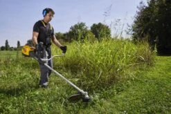 Stiga BC 760 B Benzine Bosmaaier - 52,8cc - 1,7kW - 2-takt - 45cm 22 Stiga BC 760 B Benzine Bosmaaier - 52,8cc - 1,7kW - 2-takt - 45cm -Hulpmiddelen Voor Thuis 8d07dbd98f0bebbc2976ba329c7e6336