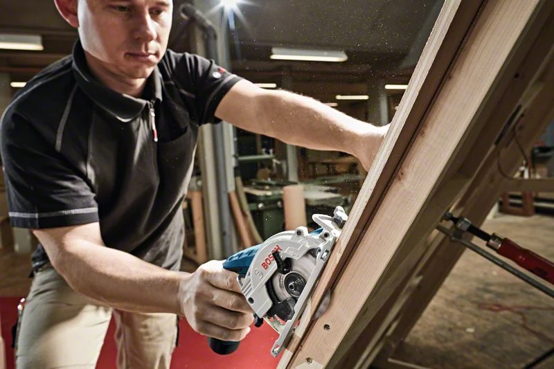 Bosch GKS 12V-26 12V Li-Ion Accu Cirkelzaag Set (2x 3.0Ah Accu) In L-Boxx - 85mm - 06016A1005 2 Bosch GKS 12V-26 12V Li-Ion Accu Cirkelzaag Set (2x 3.0Ah Accu) In L-Boxx - 85mm - 06016A1005 - Afbeelding 2