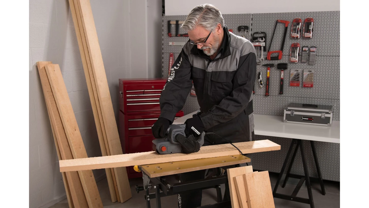 Powerplus POWE40040 Bandschuurmachine - 1010W - 73x534mm 3 Powerplus POWE40040 Bandschuurmachine - 1010W - 73x534mm - Afbeelding 3