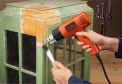 Black & Decker Black+Decker KX1650 Heteluchtpistool - 1750W 6 Black & Decker Black+Decker KX1650 Heteluchtpistool - 1750W -Hulpmiddelen Voor Thuis c106fc244f91bbdfa33cc90615e56973