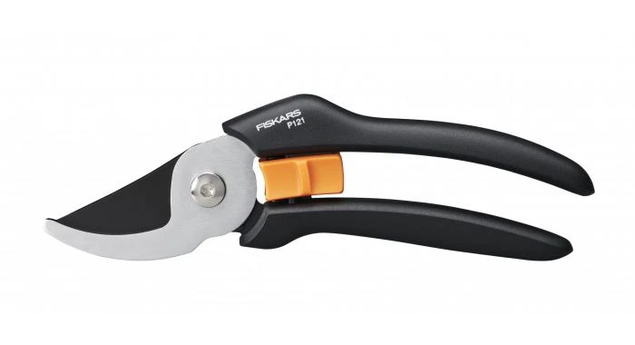 Fiskars 1057160 Solid Snoeischaar Bypass P121 - 18mm 1 Fiskars 1057160 Solid Snoeischaar Bypass P121 - 18mm