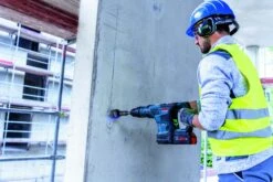 Bosch GBH 18V-36 C 18V Li-Ion Accu BiTurbo SDS-Max Boorhamer Set (2x 8,0Ah) In Koffer - 7J - Koolborstelloos - 0611915002 -Hulpmiddelen Voor Thuis e3a5dc79ff2f268e66ddc525075b6a6a